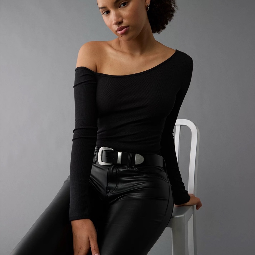 Black Off-Shoulder Ribbed Bodysuit